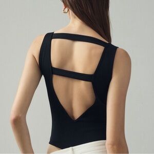 NWT Anthropologie Black Seemless Deep V Bodysuit Size XXS/XS
